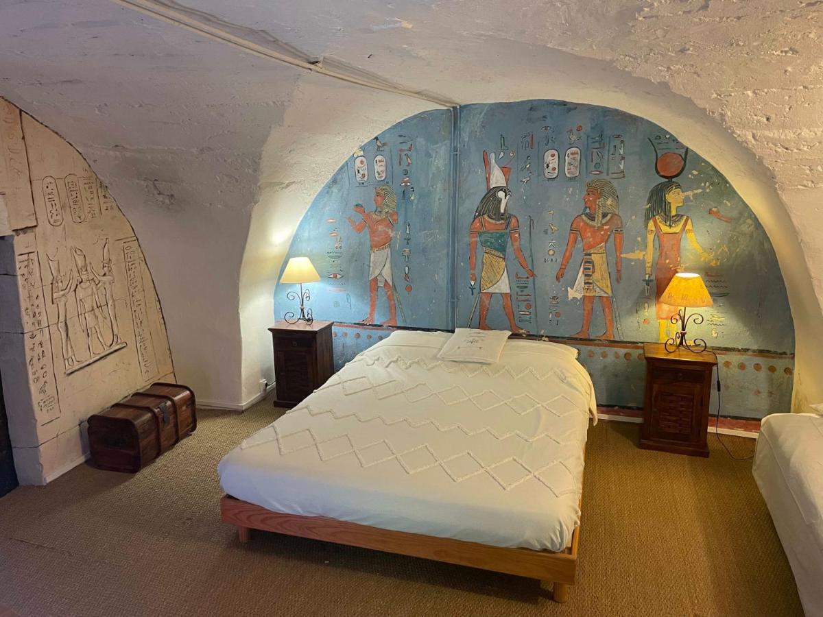 Gites Au Chateau Des Estubiers Les Granges-Gontardes Kültér fotó