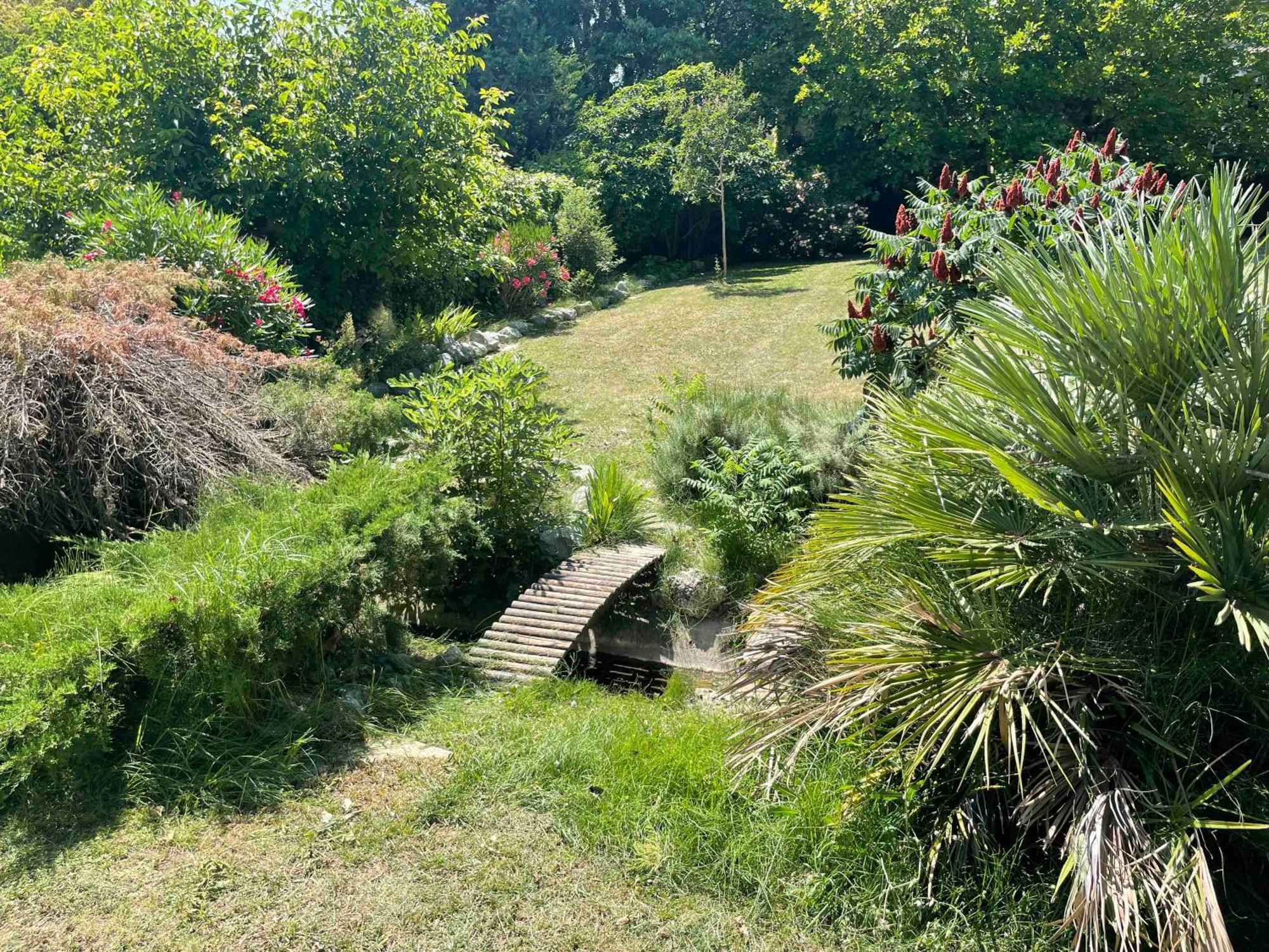 Gites Au Chateau Des Estubiers Les Granges-Gontardes Kültér fotó